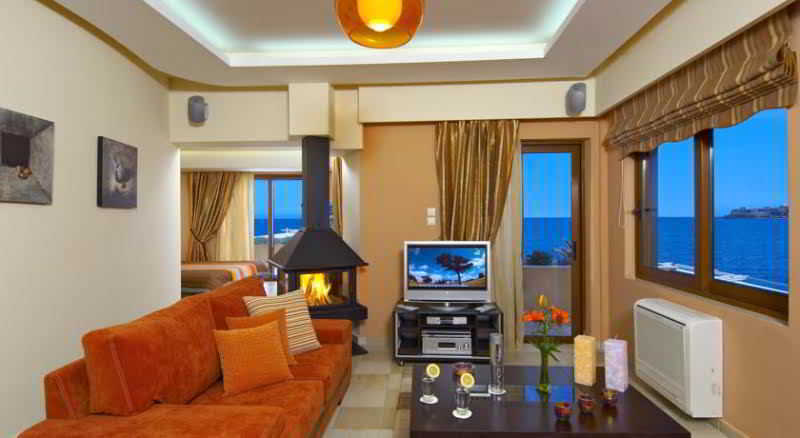 Cavo Seaside Suites (Adults Only) Réthimno Kültér fotó